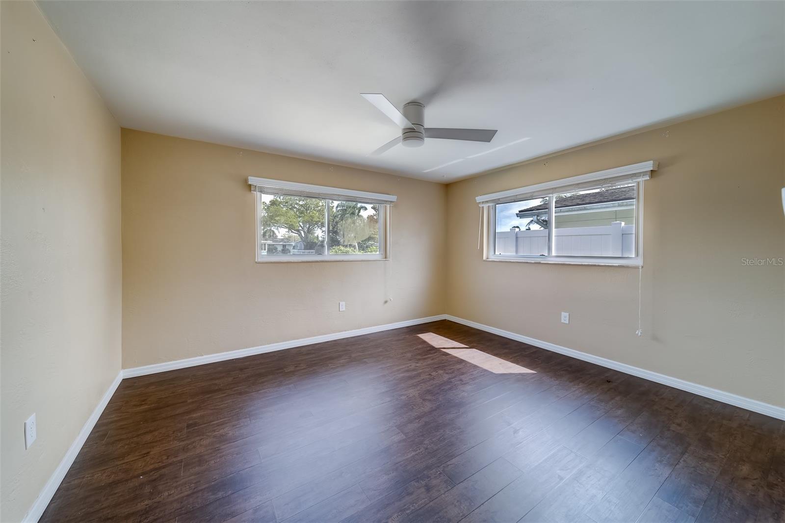 Image 20 of 51 For 8473 121st Street