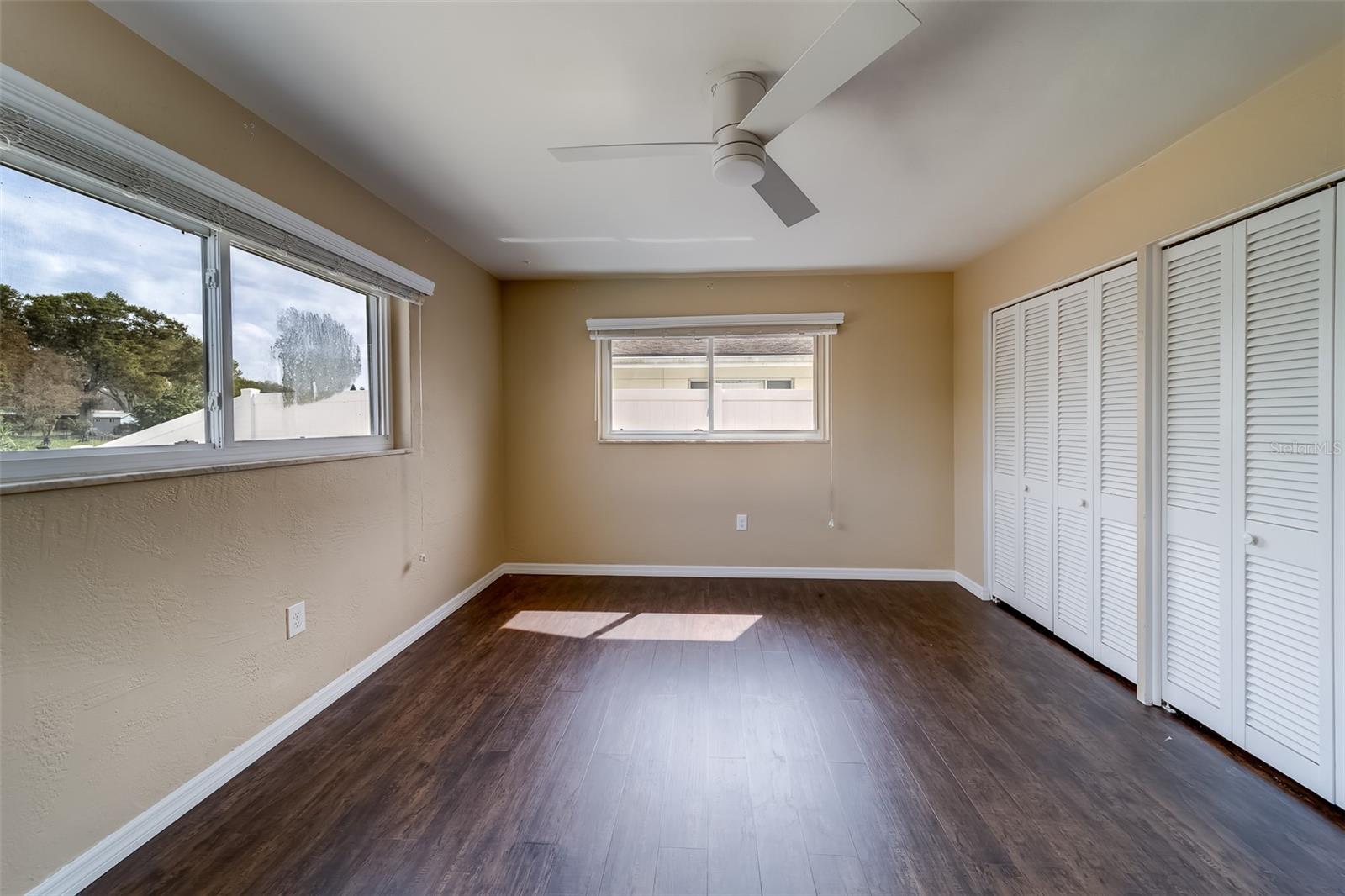 Image 21 of 51 For 8473 121st Street