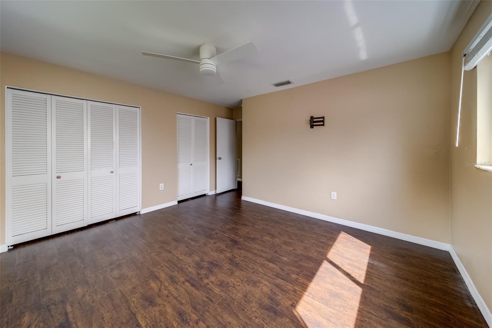 Image 25 of 51 For 8473 121st Street