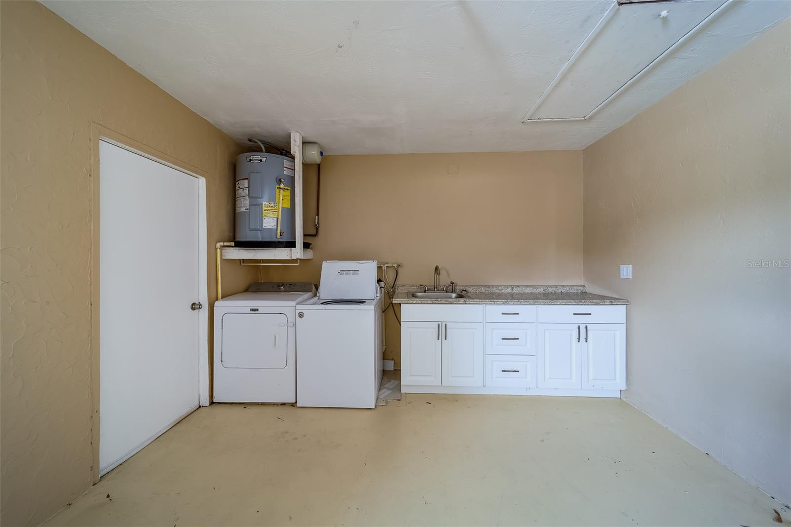 Image 31 of 51 For 8473 121st Street