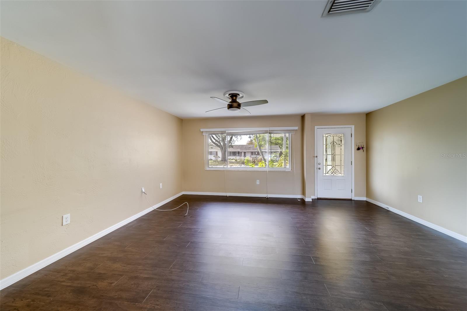Image 4 of 51 For 8473 121st Street