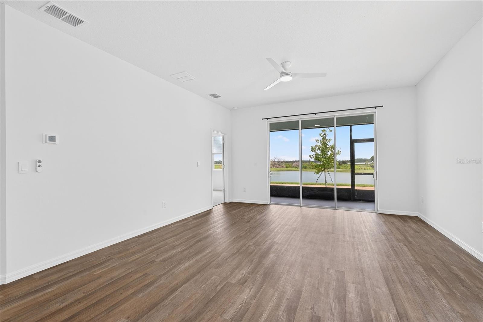 Image 10 of 40 For 31463 Paper Birch Street