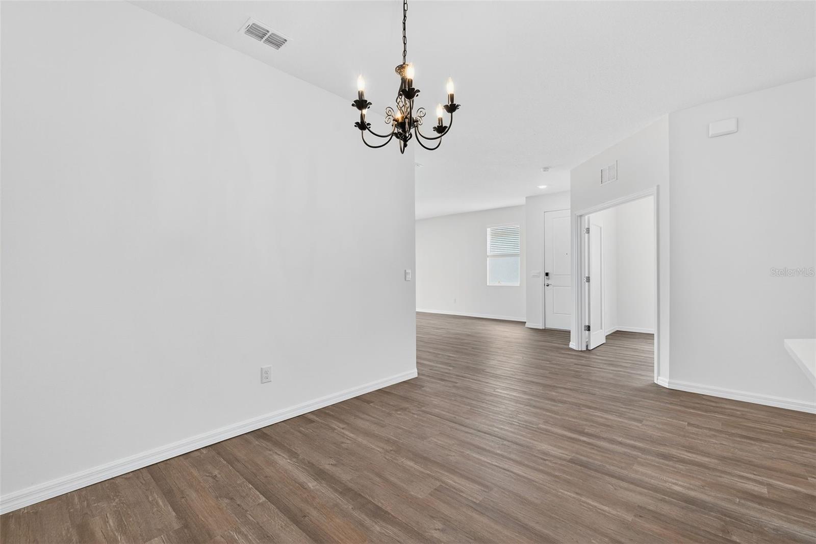 Image 8 of 40 For 31463 Paper Birch Street