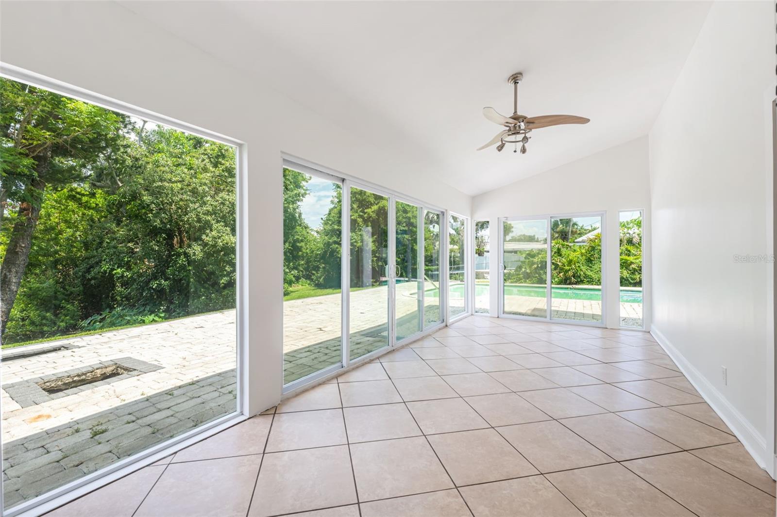 Image 15 of 41 For 1333 Eastfield Drive