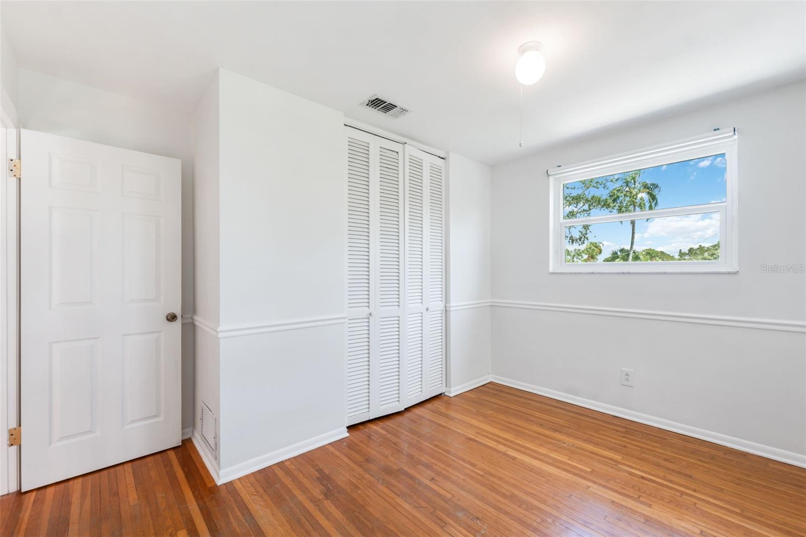 Image 28 of 41 For 1333 Eastfield Drive
