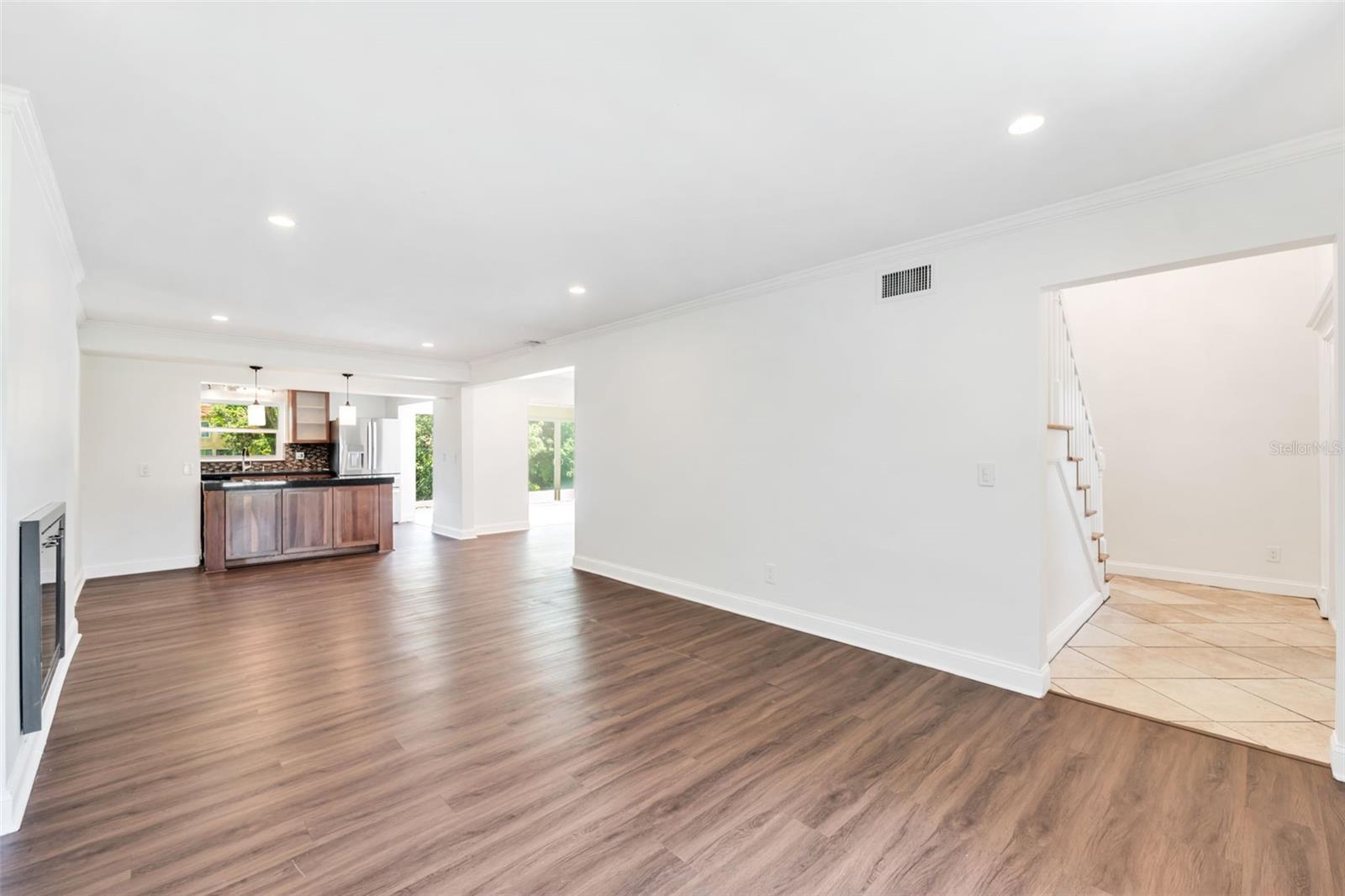 Image 7 of 41 For 1333 Eastfield Drive