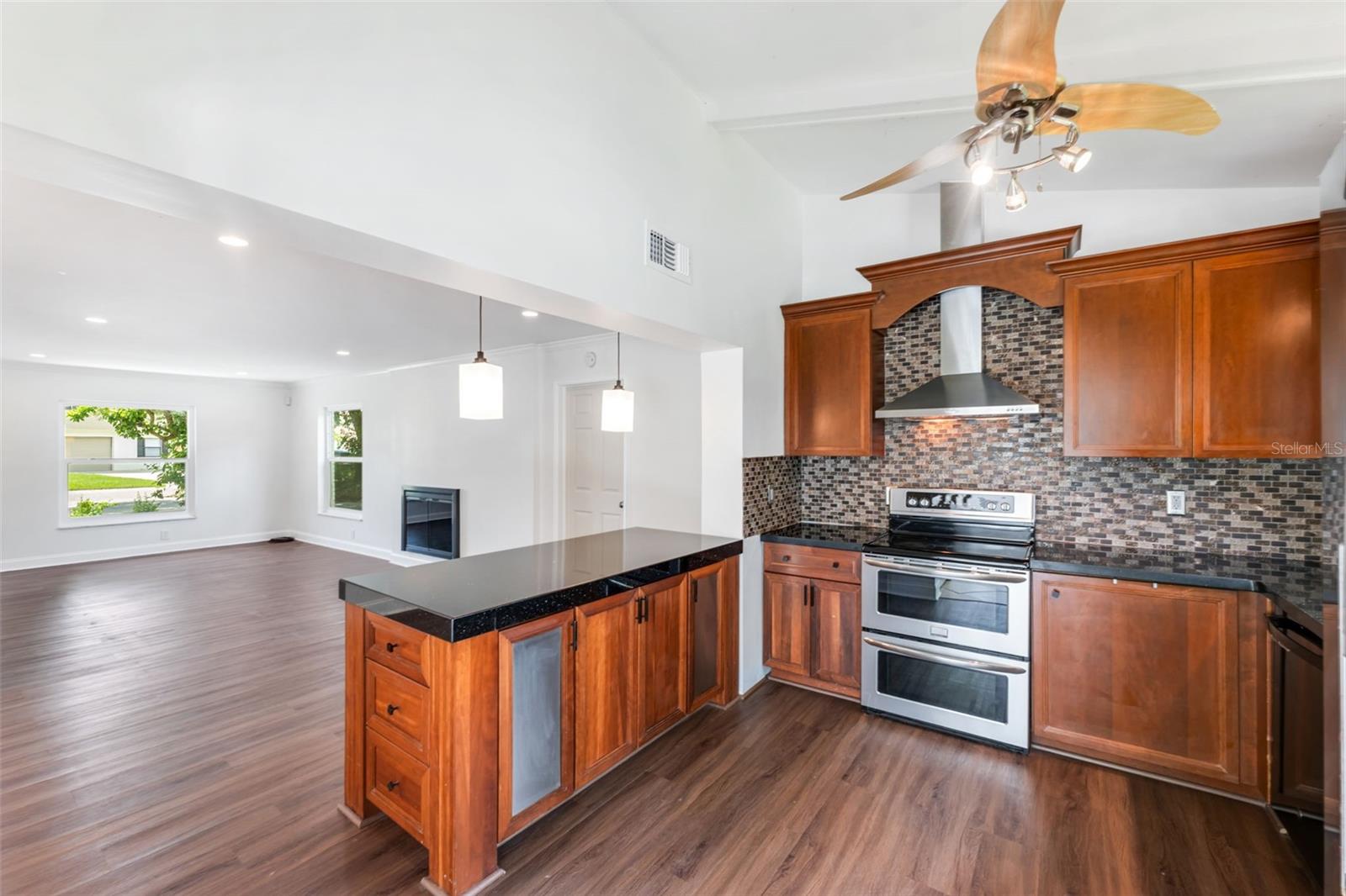 Image 9 of 41 For 1333 Eastfield Drive