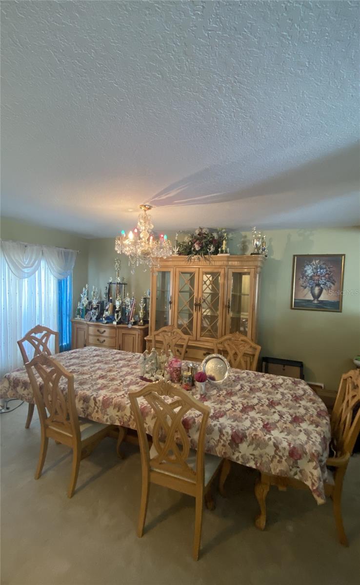 Listing photo id 8 for 32111 Brookstone Drive