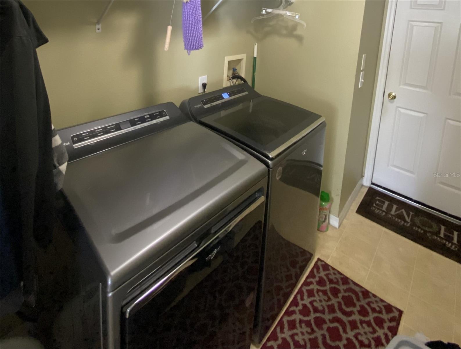 Listing photo id 9 for 32111 Brookstone Drive