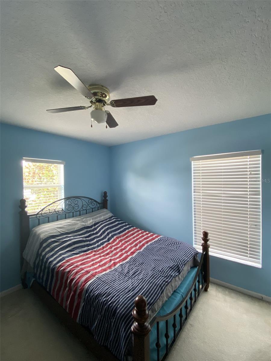 Listing photo id 13 for 32111 Brookstone Drive