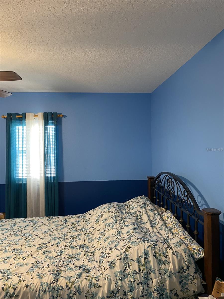 Listing photo id 14 for 32111 Brookstone Drive