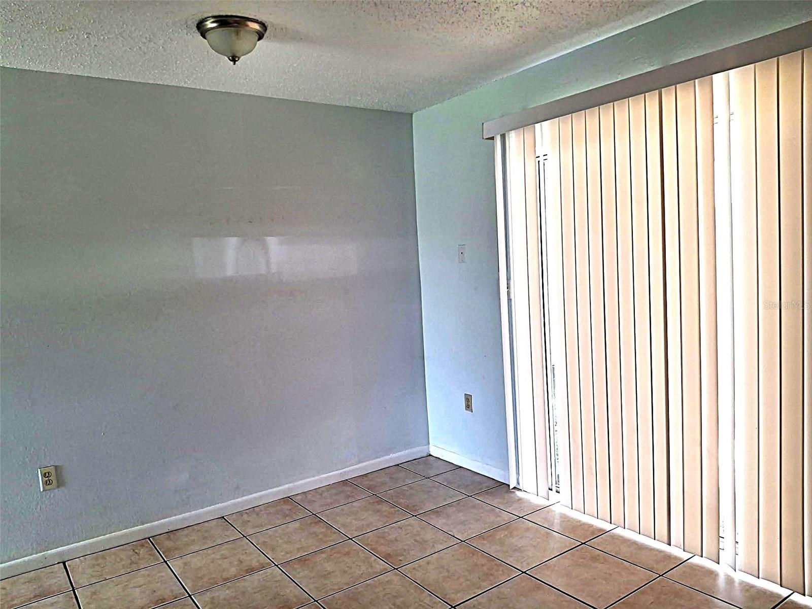 Image 17 of 17 For 11332 Walsingham Road B