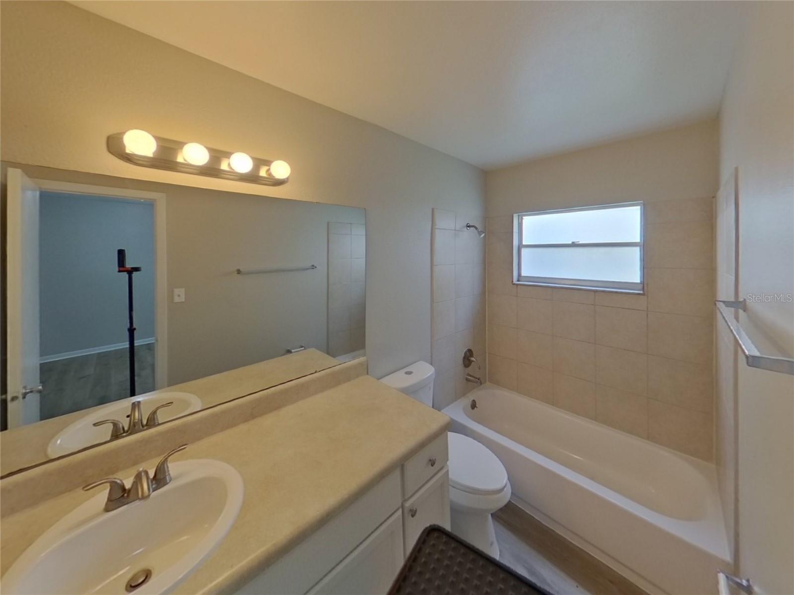 Image 10 of 19 For 1507 Crossridge Drive