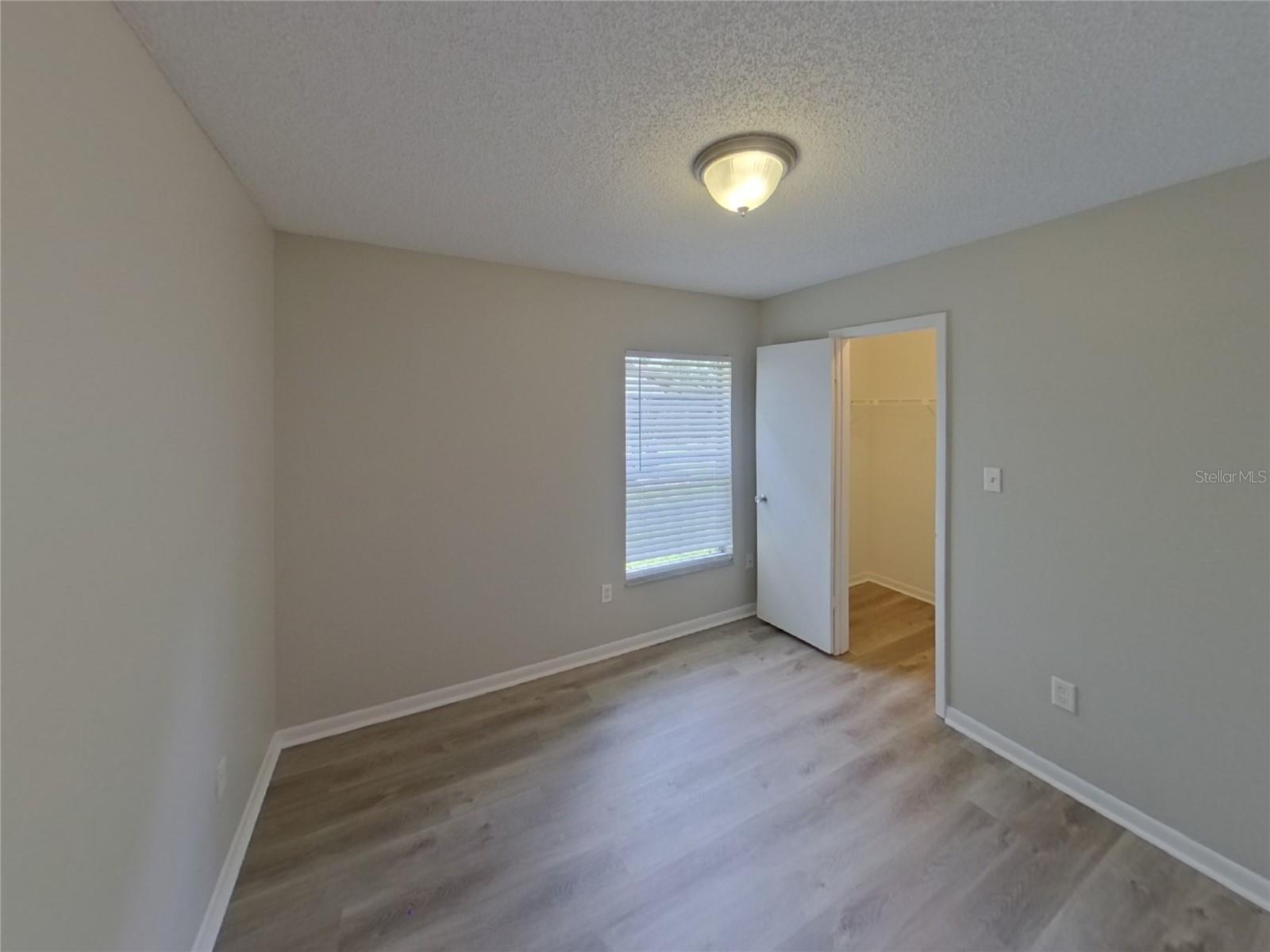 Image 14 of 19 For 1507 Crossridge Drive