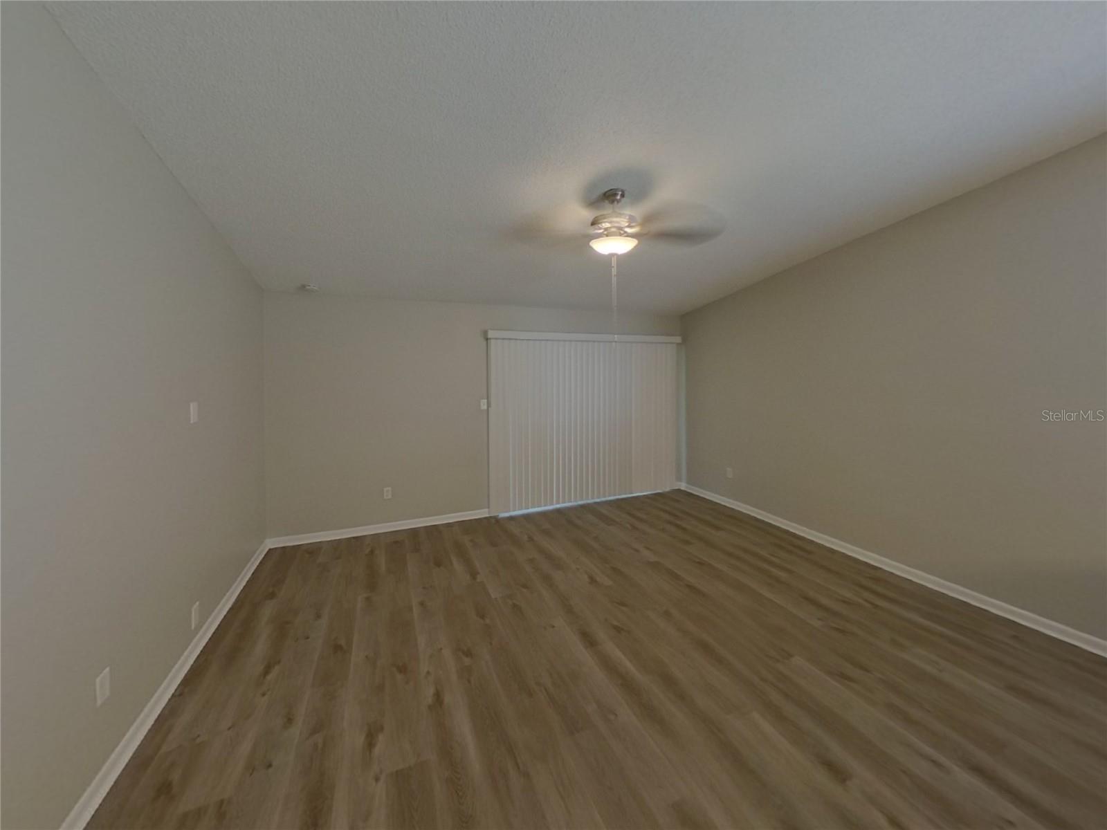 Image 3 of 19 For 1507 Crossridge Drive