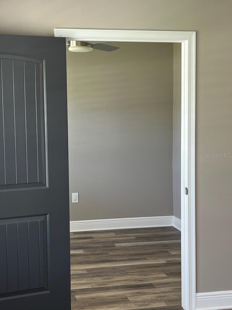 Listing photo id 33 for 5572 Bowline Bend