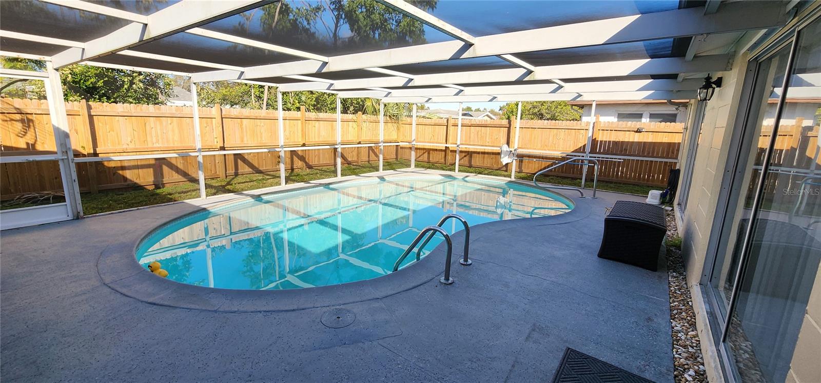 Listing photo id 26 for 9125 Lunar Lane