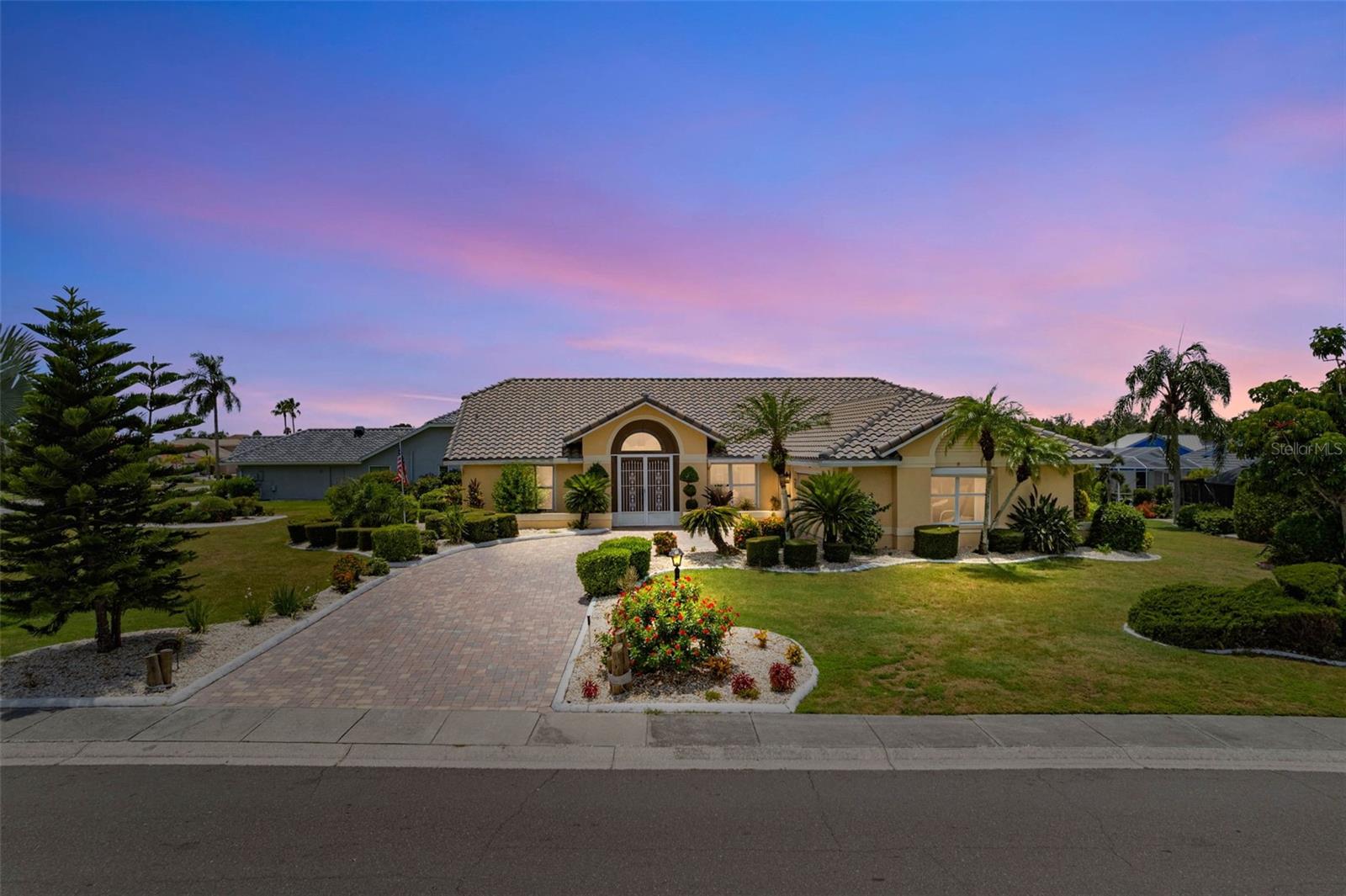 Details for 2121 New Bedford Drive, SUN CITY CENTER, FL 33573
