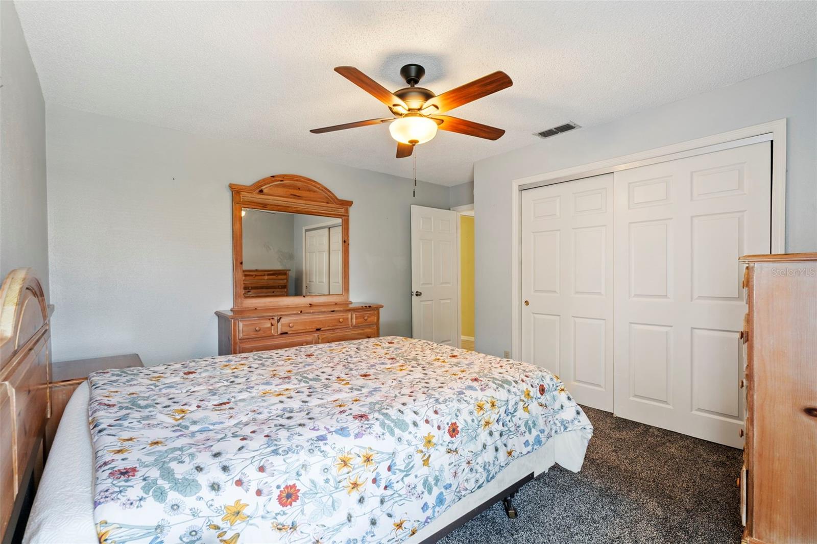 Image 61 of 99 For 2121 New Bedford Drive