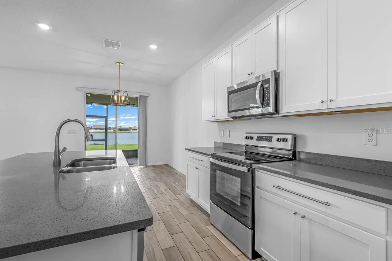 Image 9 of 52 For 13821 Kinsale Street