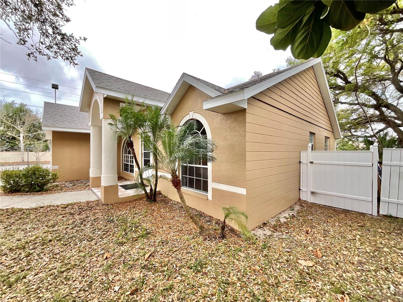 Image 15 of 21 For 2452 Druid Road E