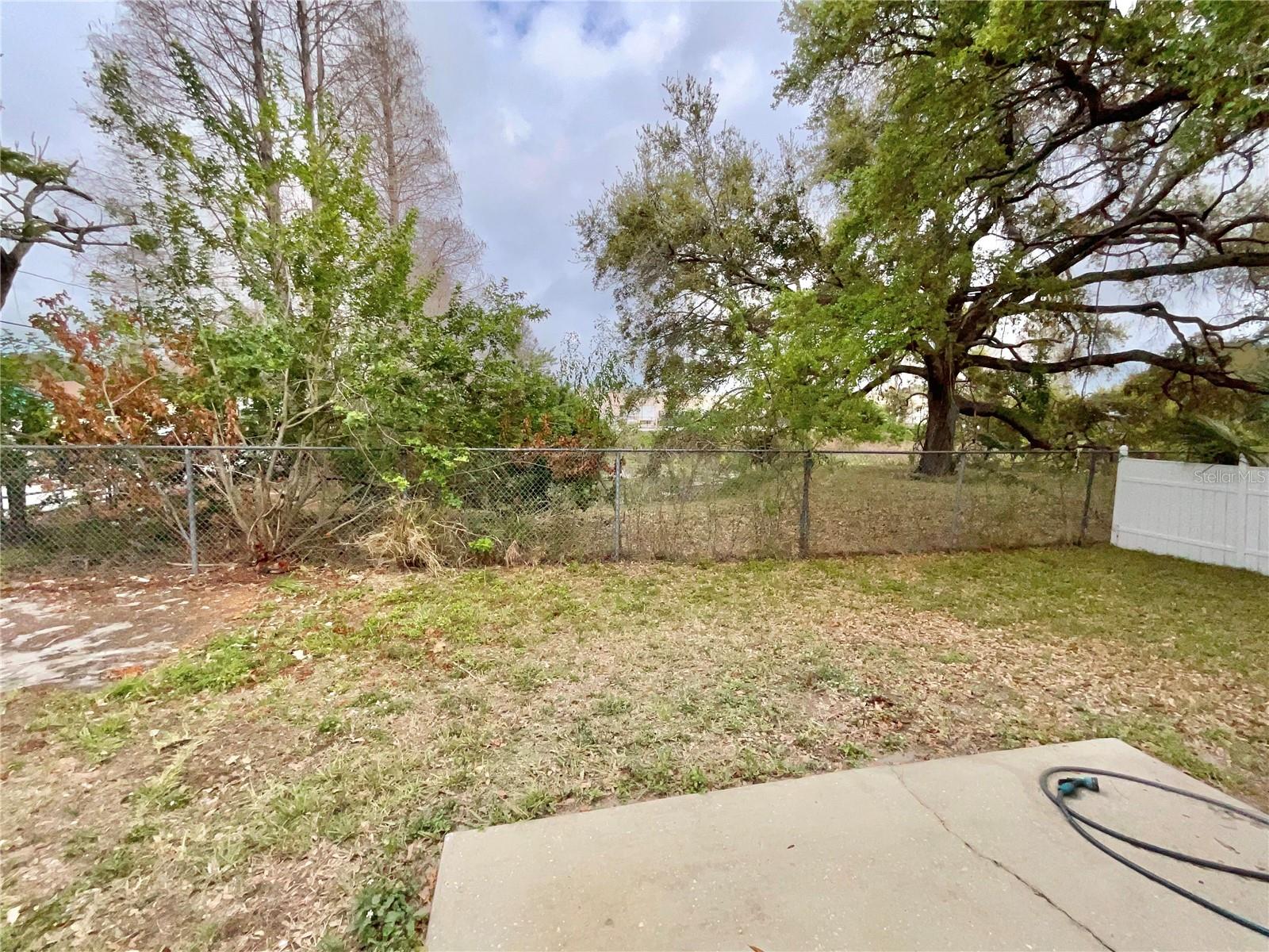 Image 7 of 21 For 2452 Druid Road E