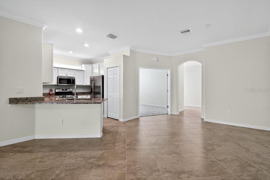 Image 11 of 29 For 17604 Wayside Bend