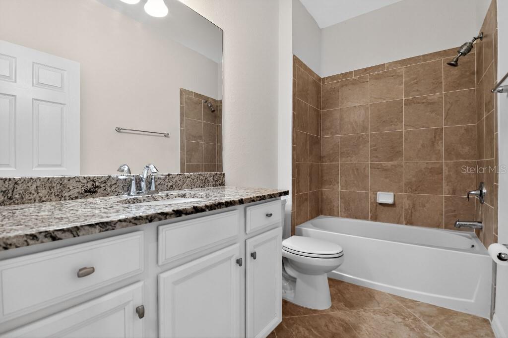 Image 14 of 29 For 17604 Wayside Bend