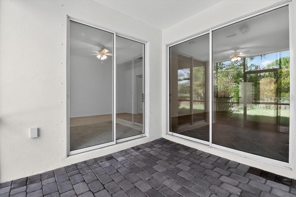 Image 20 of 29 For 17604 Wayside Bend