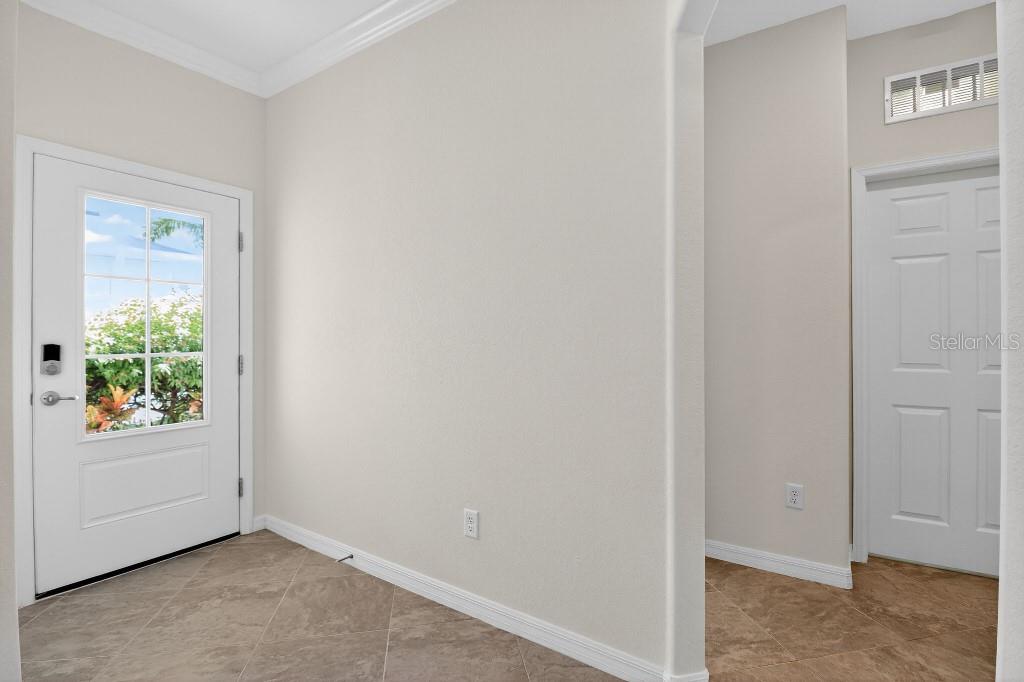 Image 7 of 29 For 17604 Wayside Bend