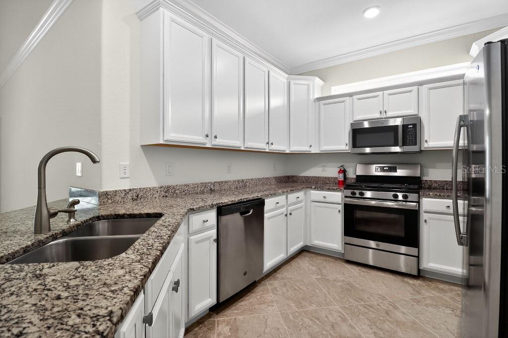 Image 8 of 29 For 17604 Wayside Bend