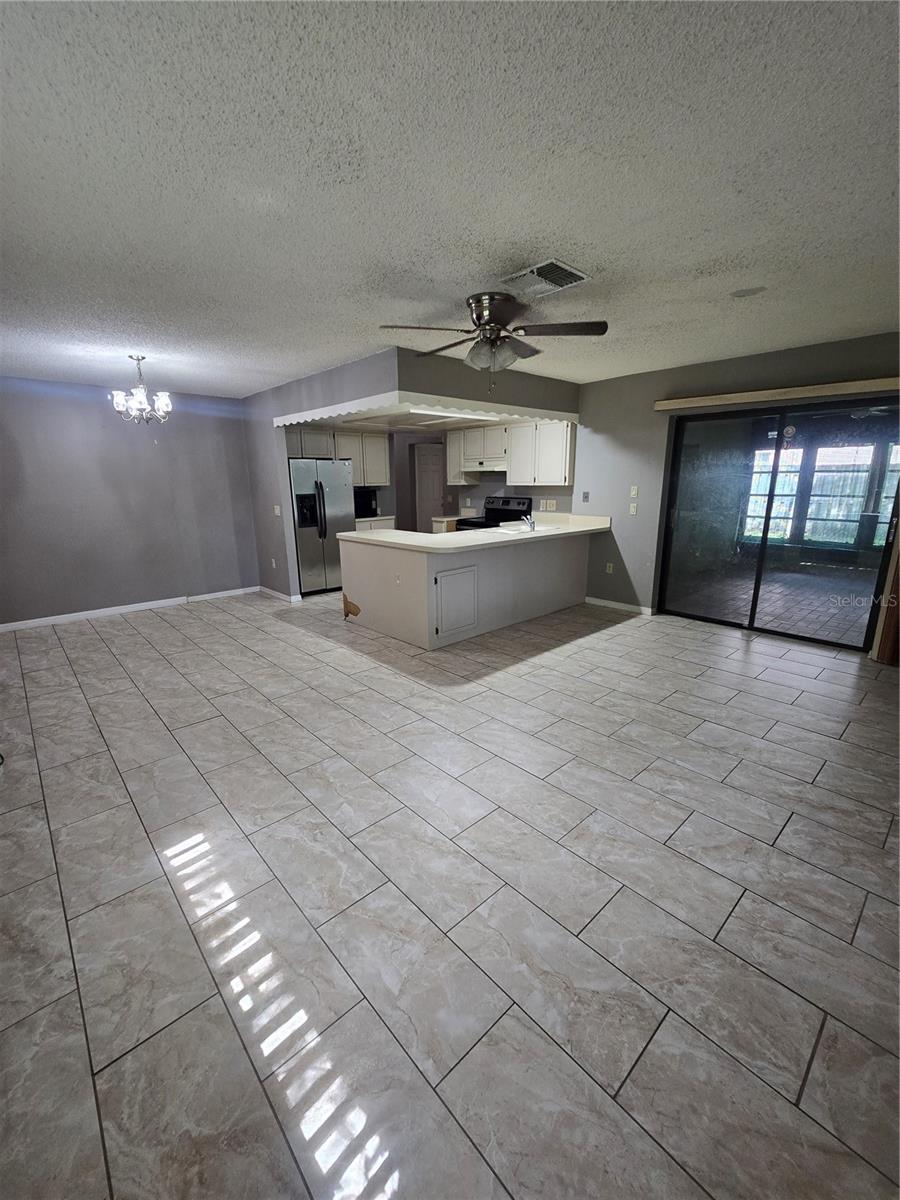 Listing photo id 0 for 11264 Topaz Street