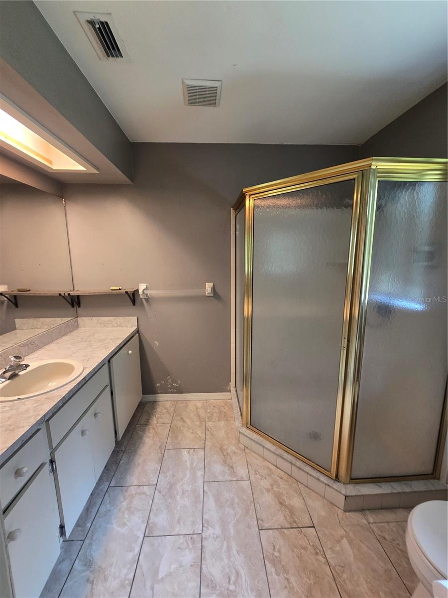 Listing photo id 6 for 11264 Topaz Street