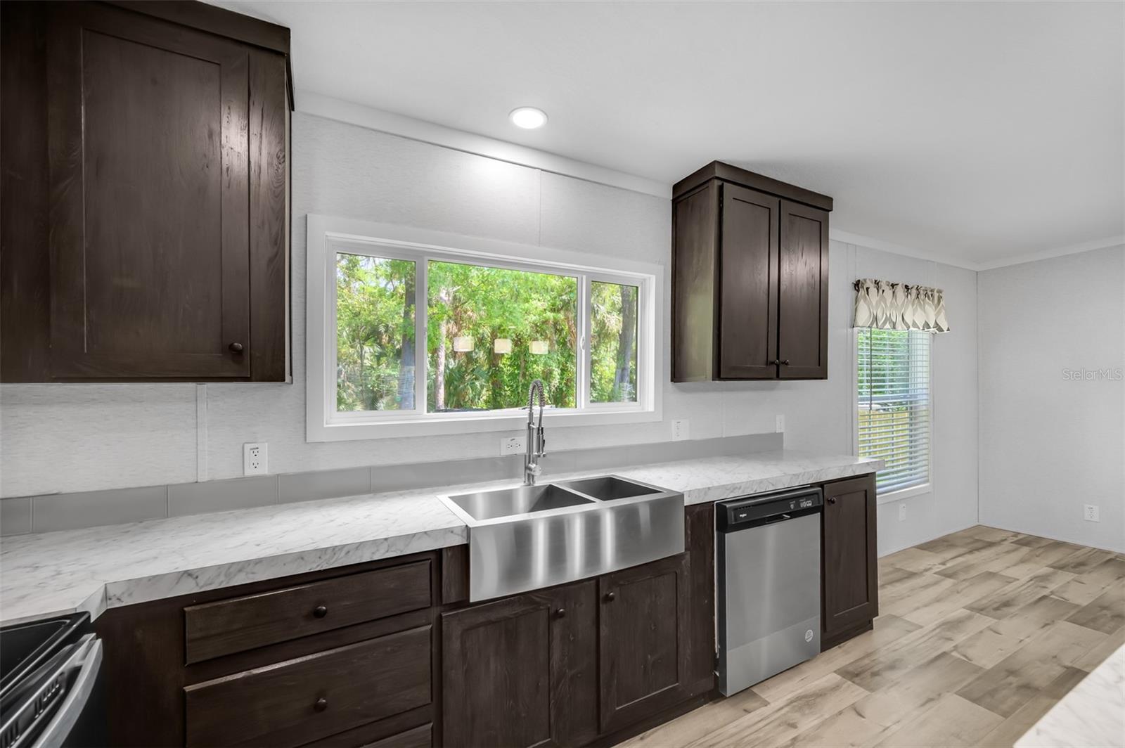 Image 15 of 47 For 8544 S 78 Th Street