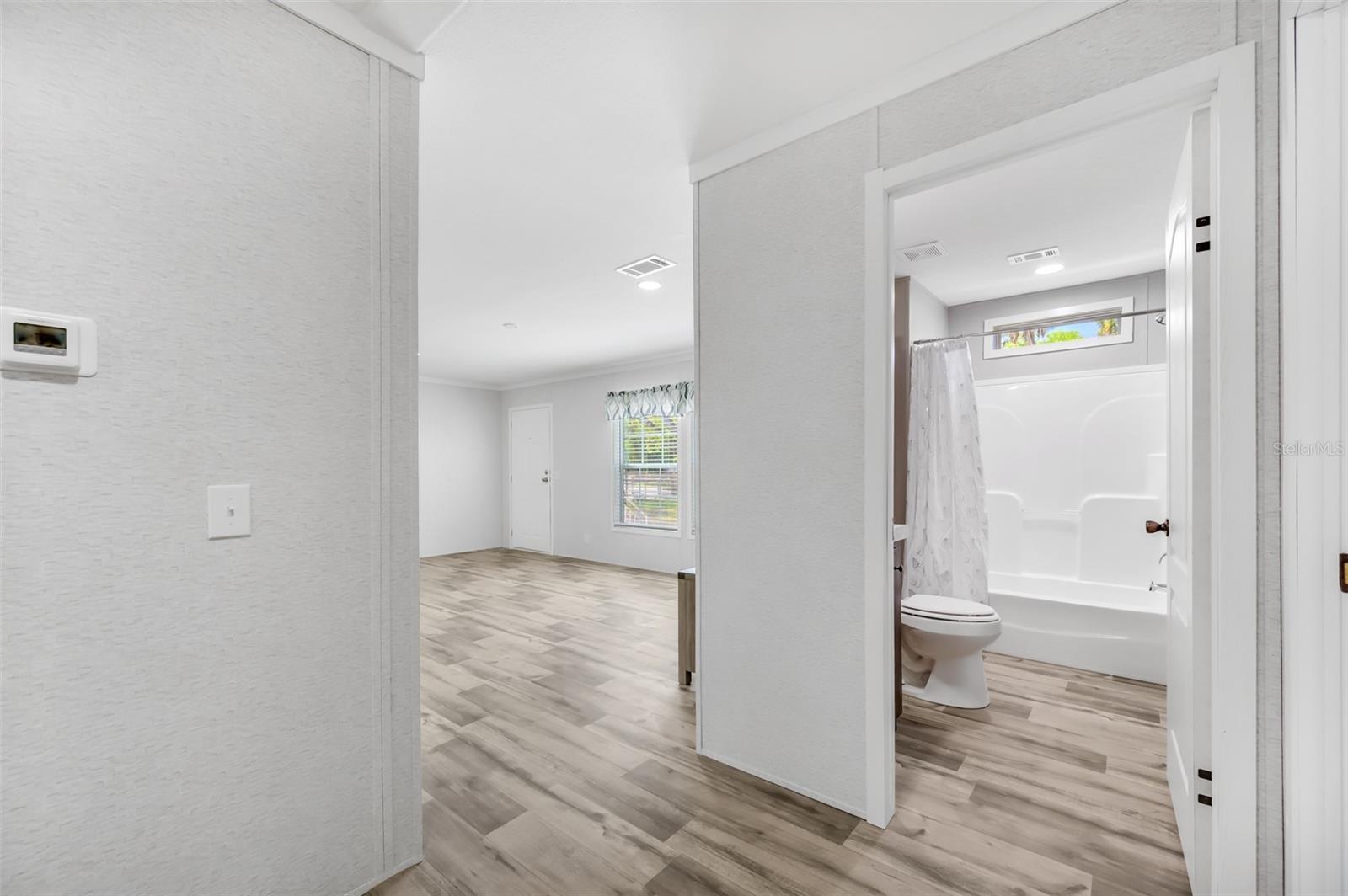 Image 25 of 47 For 8544 S 78 Th Street