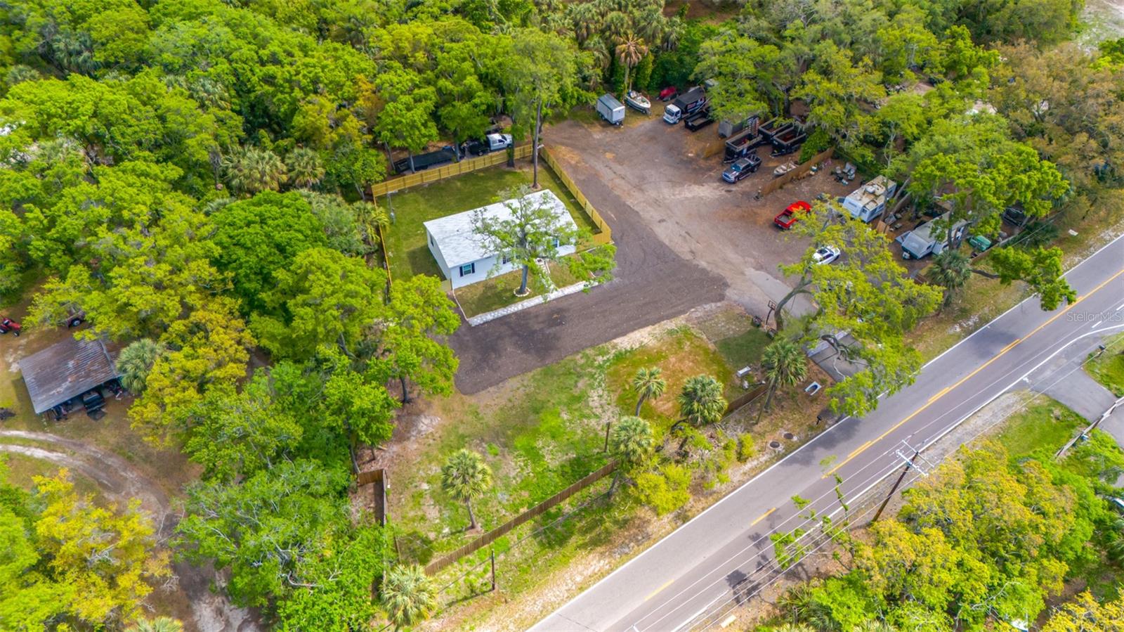 Image 43 of 47 For 8544 S 78 Th Street