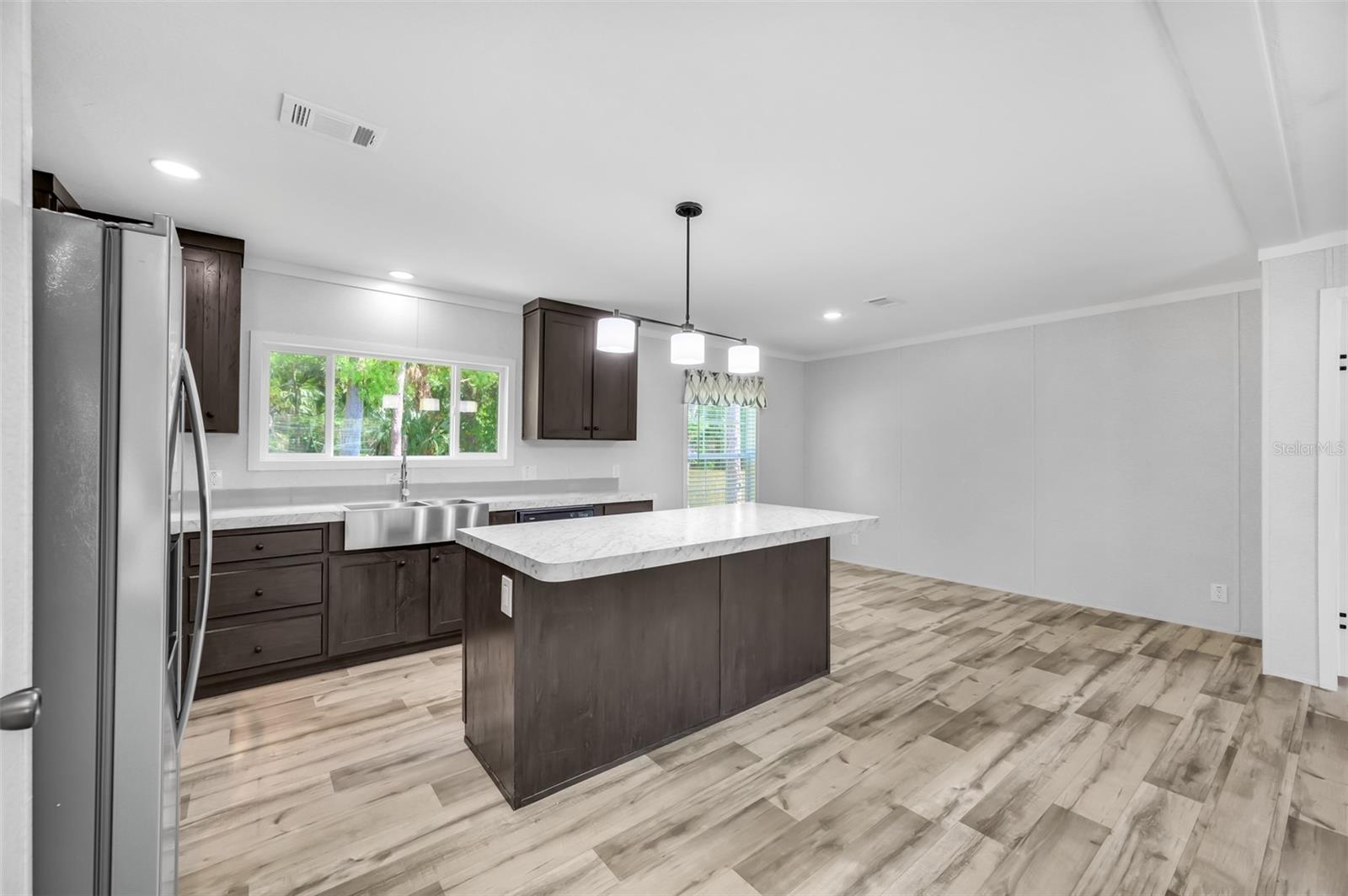 Image 8 of 47 For 8544 S 78 Th Street