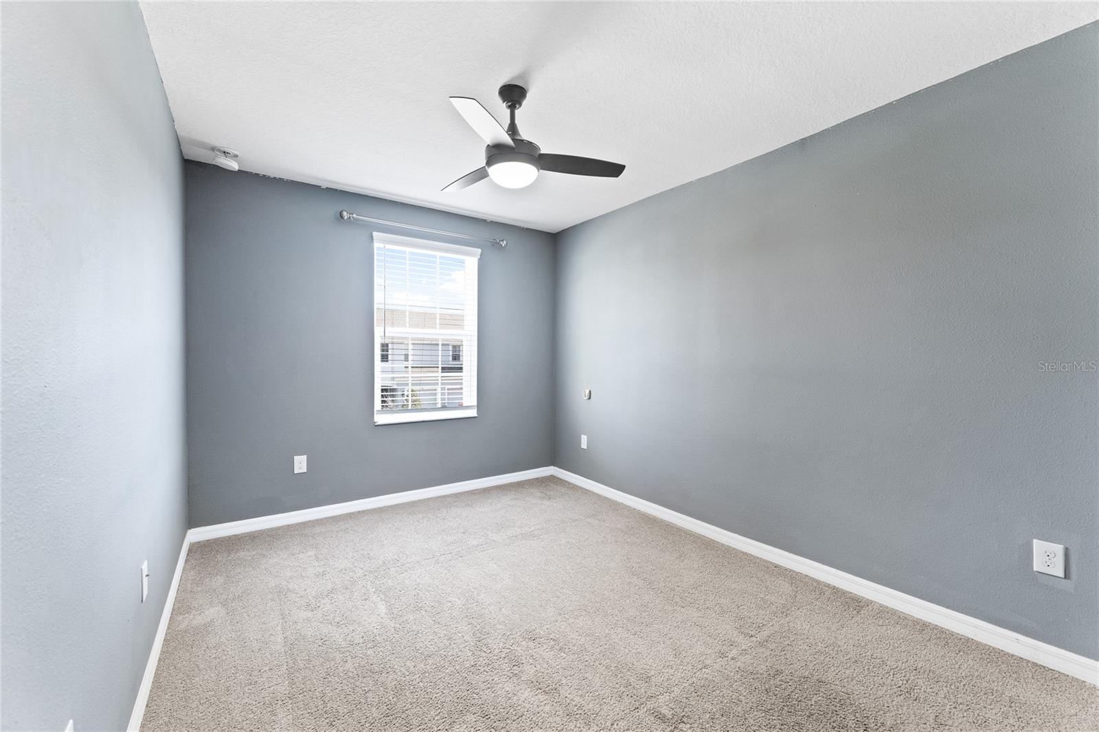 Image 23 of 35 For 7103 Grand Elm Drive