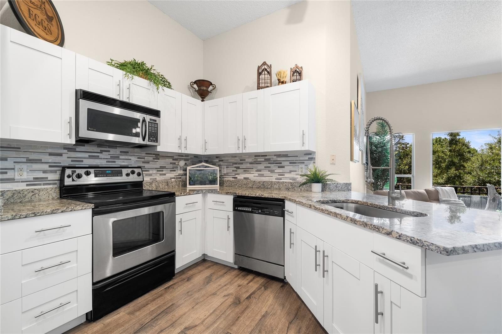 Image 10 of 30 For 726 Seagate Drive 726