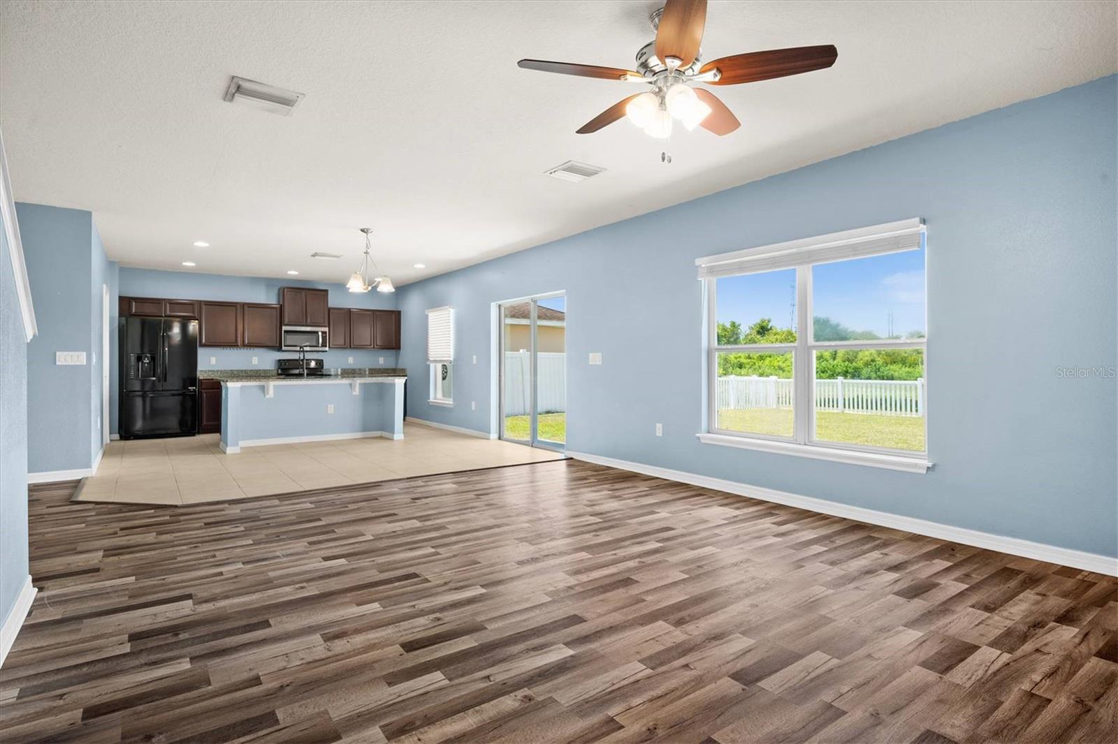 Image 10 of 30 For 12019 Grand Kempston Drive