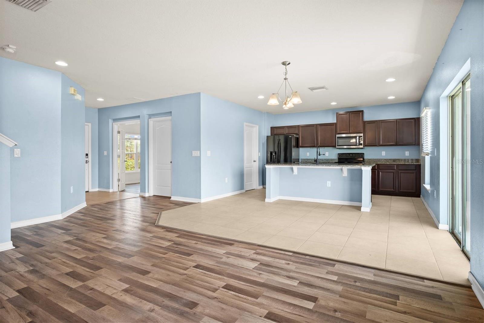 Image 11 of 30 For 12019 Grand Kempston Drive