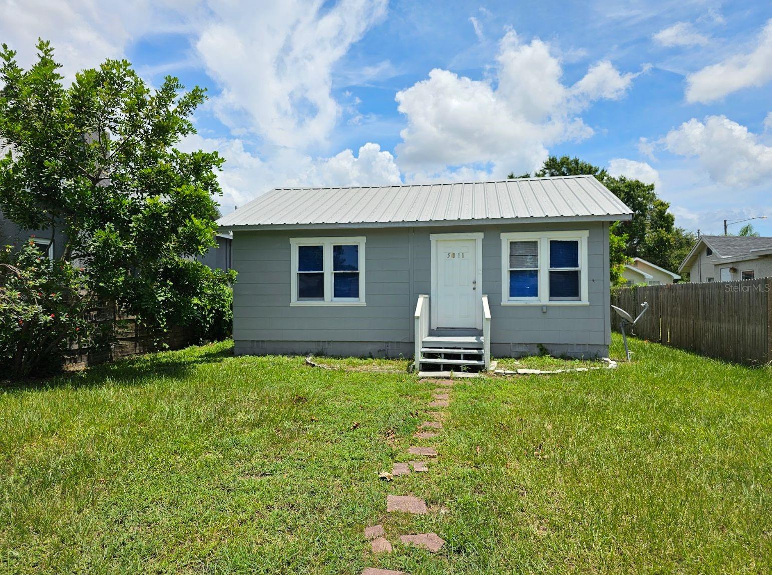 Details for 5011 40th Street N, ST PETERSBURG, FL 33714
