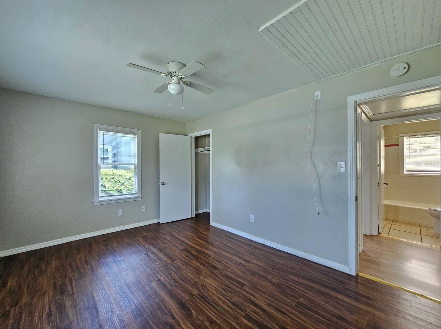 Image 12 of 17 For 5011 40th Street N