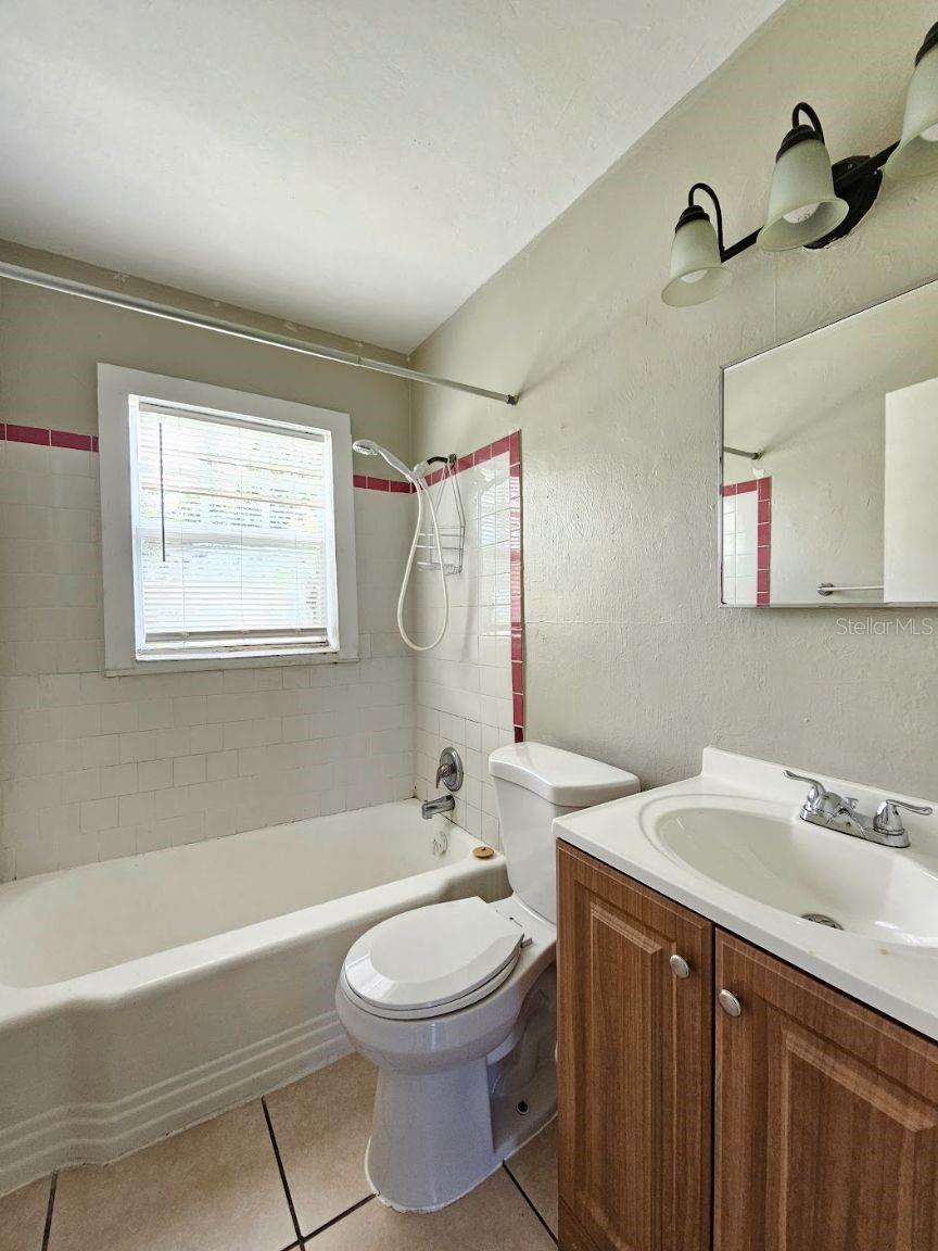 Image 13 of 17 For 5011 40th Street N