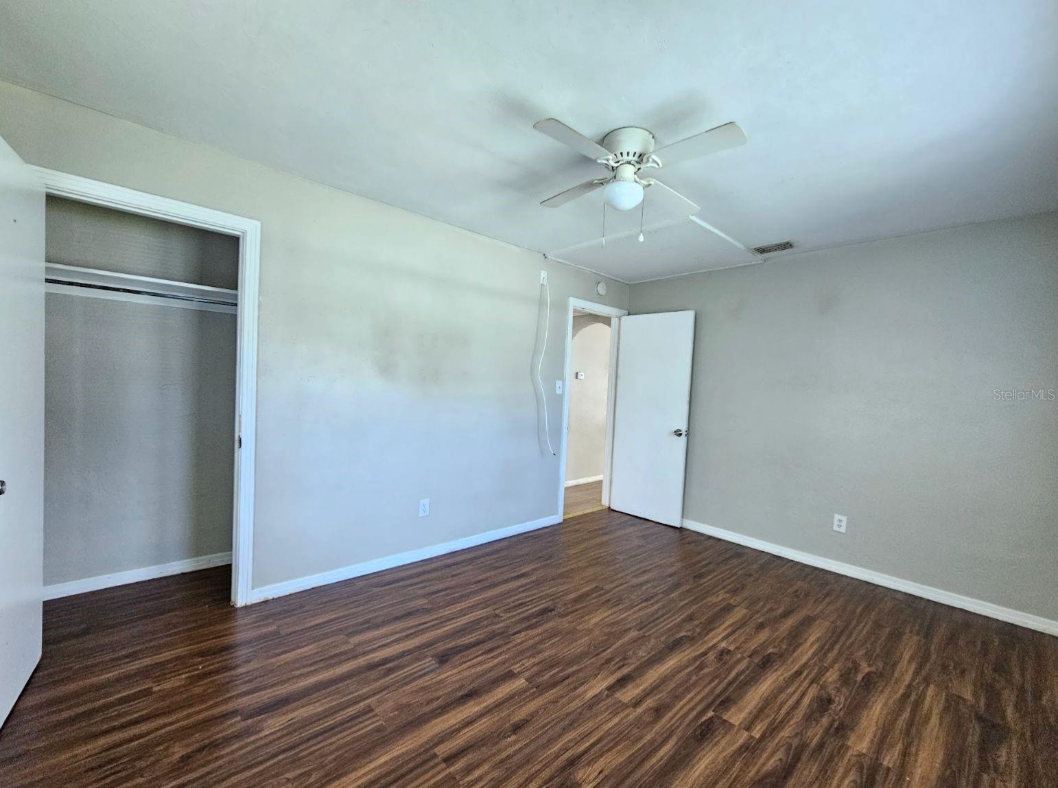 Image 14 of 17 For 5011 40th Street N