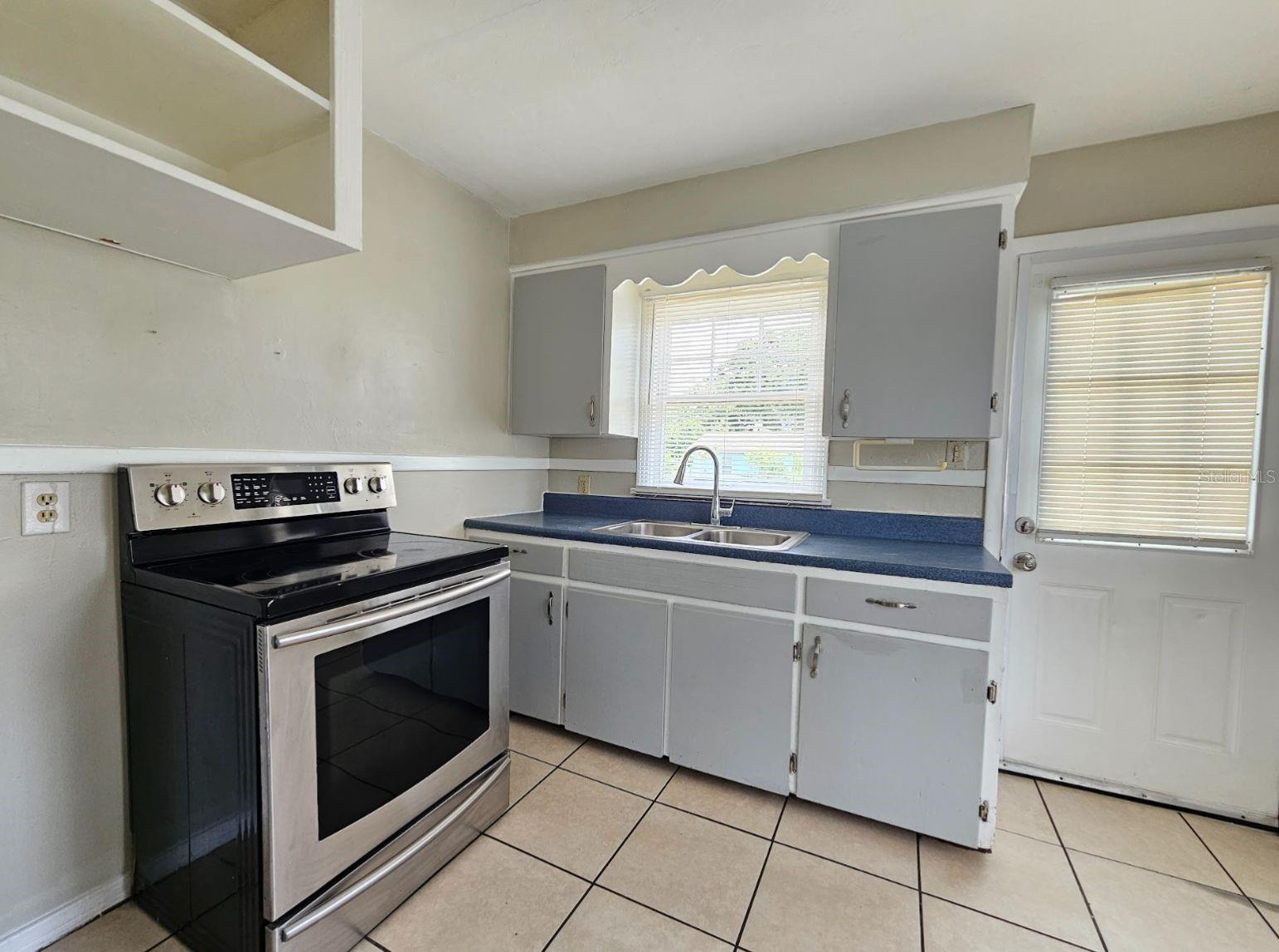 Image 7 of 17 For 5011 40th Street N