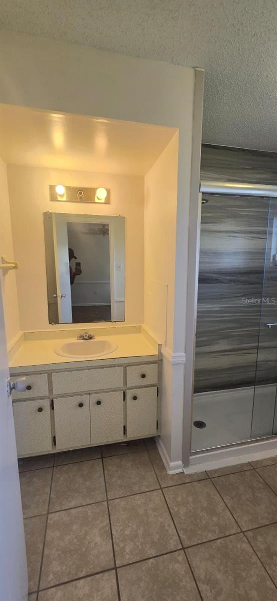 Image 12 of 19 For 23067 Elmira Boulevard