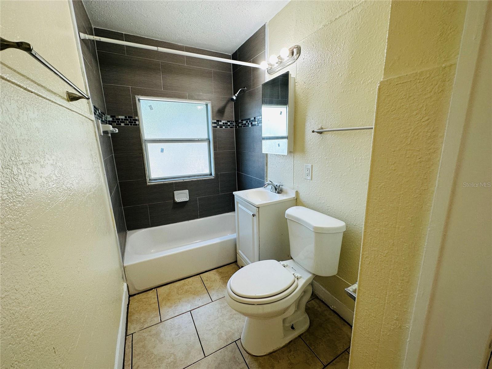 Image 10 of 18 For 1314 12th Avenue S B