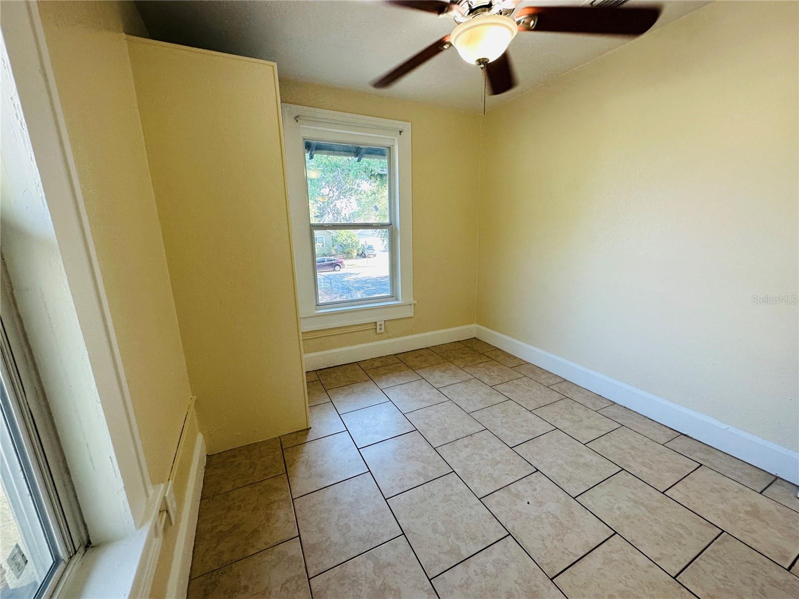 Image 15 of 18 For 1314 12th Avenue S B