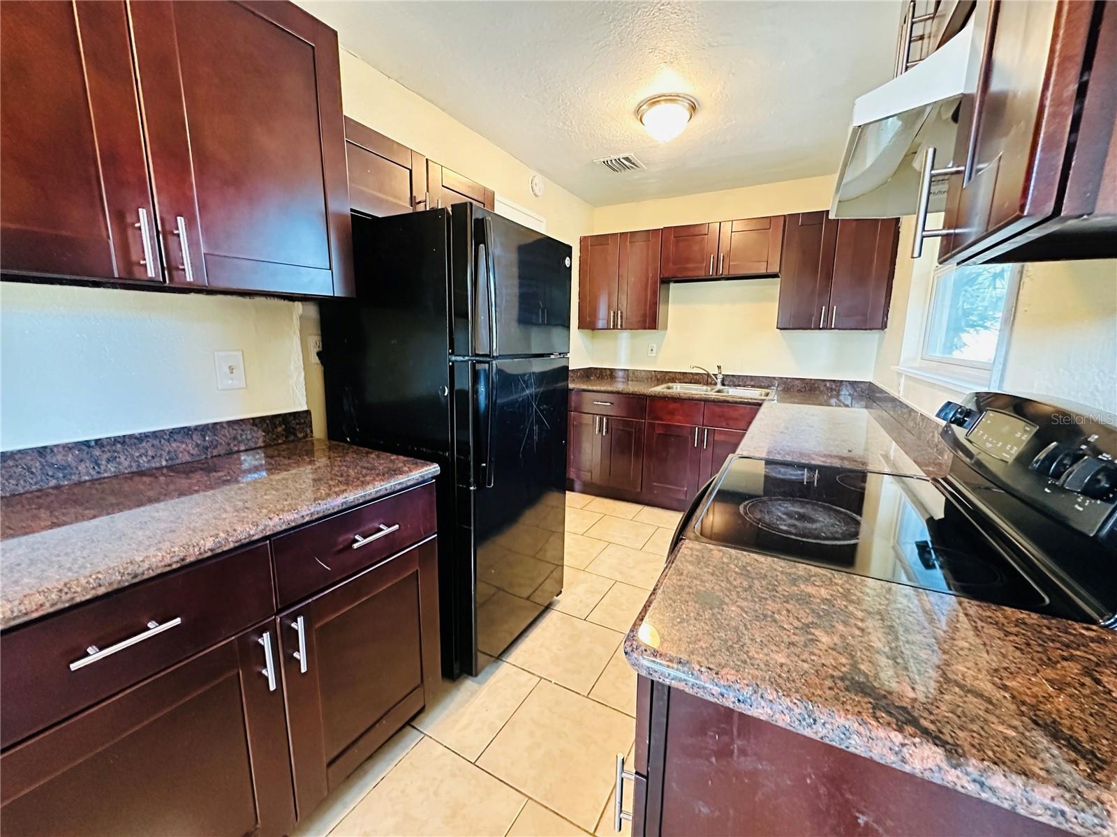 Image 2 of 18 For 1314 12th Avenue S B